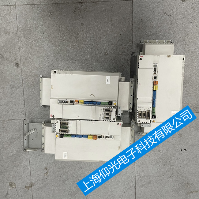 ABB MotiFlex e180�����S���Ϻ�-��E1029����