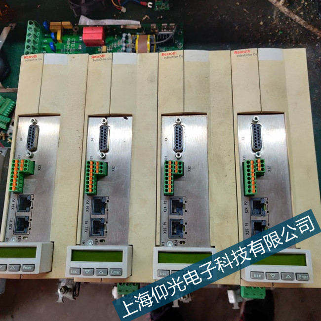 Ӣ������ʿ��������F218�S�޳����ļҺ�